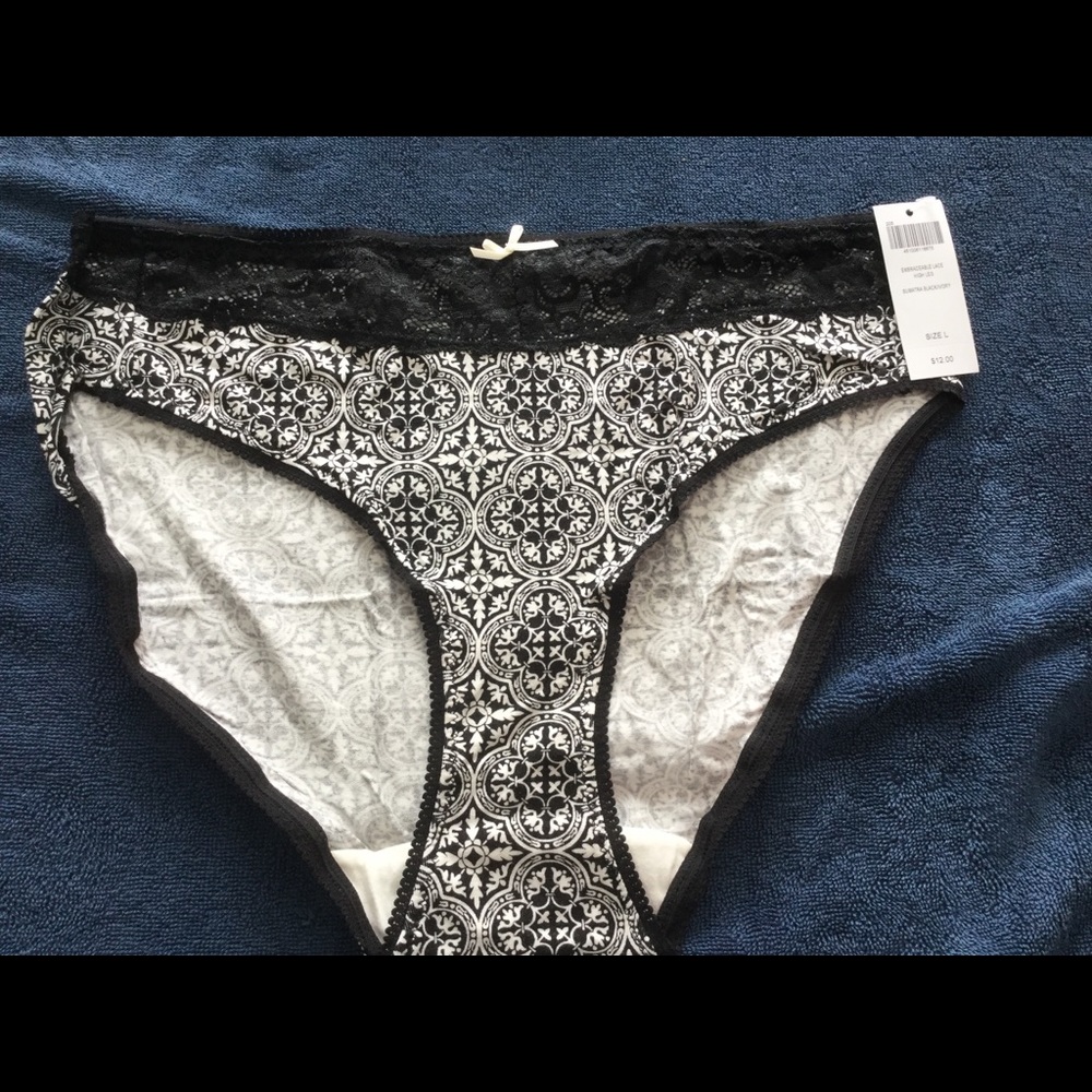 Soma panty/underwear 4 pair size Large